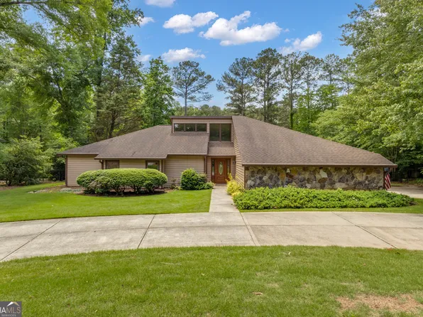 105 Gleneagles Point, Peachtree City, GA 30269