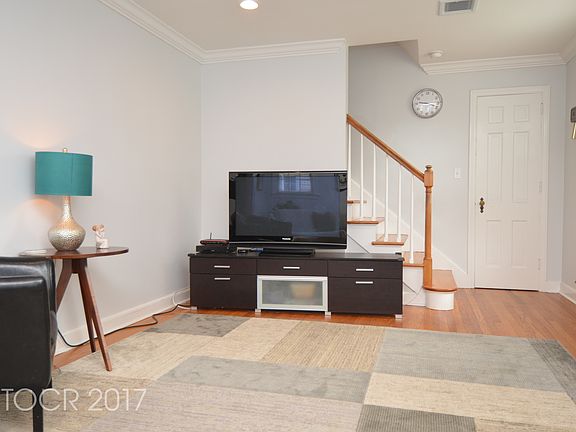 4th image of 546 Lafayette Ave