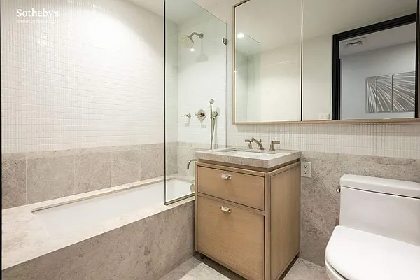 Rented by Sotheby's International Realty | media 31