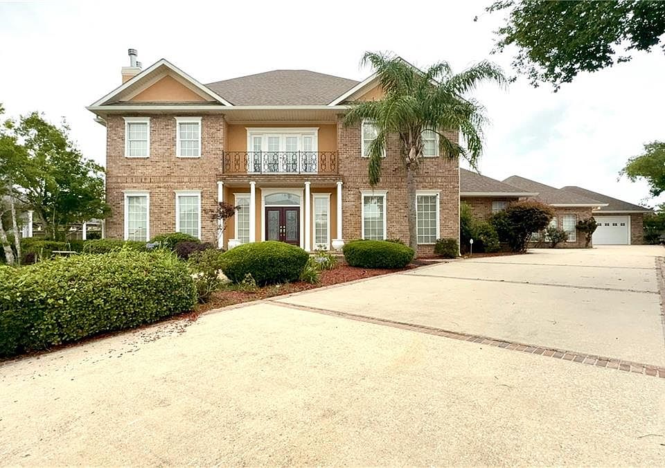 1st image of 5 Asterbrook Ct
