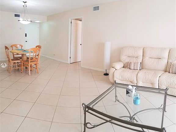 4th image of 6039 Collins Ave APT 1407