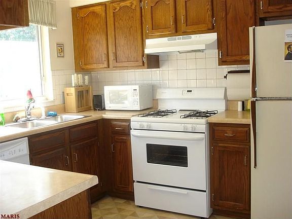 2nd image of 4836 Mehlbrook Dr