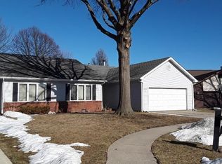 1906 Bayview Ct, Springfield, IL 62704