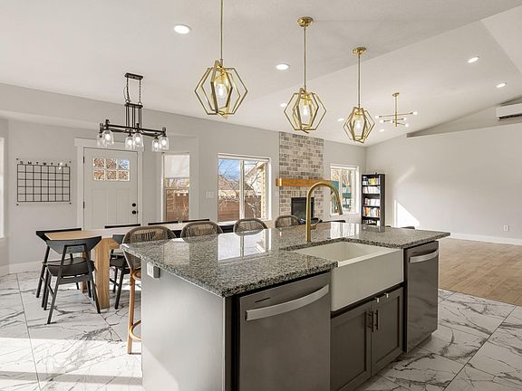 4th image of 892 E Nichols Canyon Rd