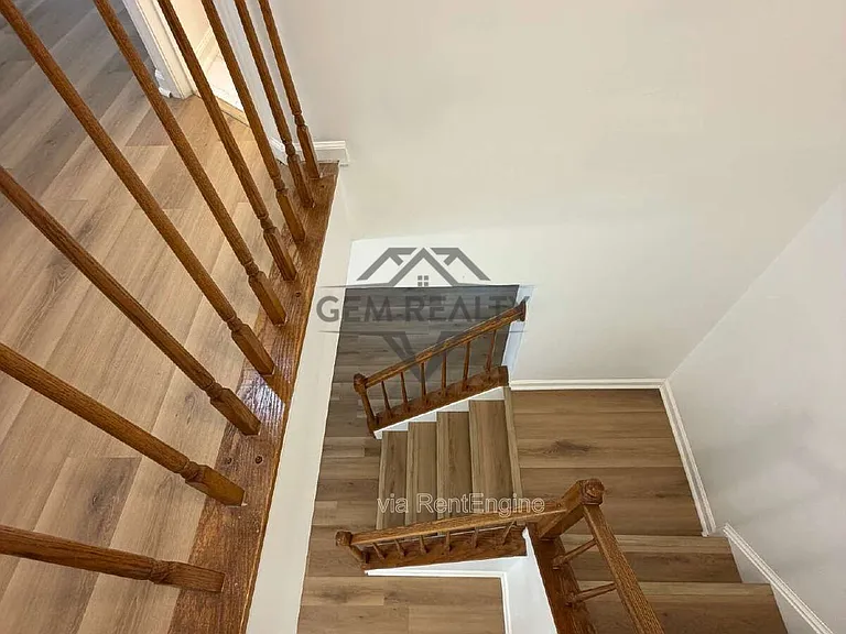 569 Cromwell Ct — Photo 30