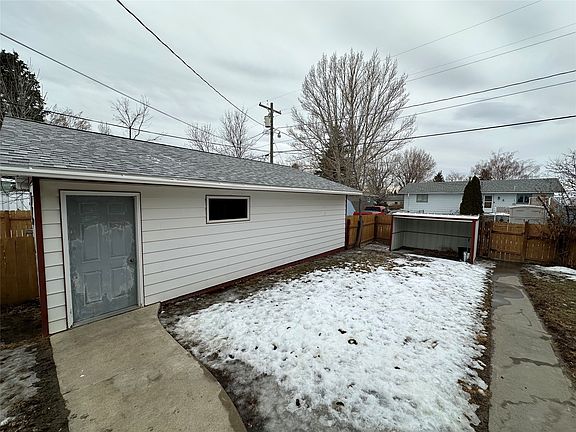 5th image of 741 Granite Ave