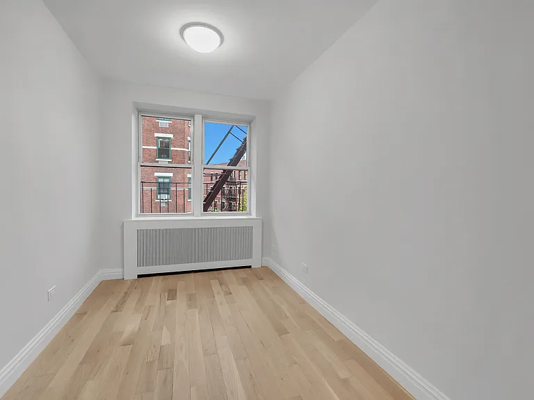 780 Greenwich St #4R — Photo 5