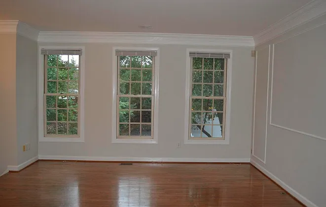 1 bed, 2352 sqft, $900 — Photo 4