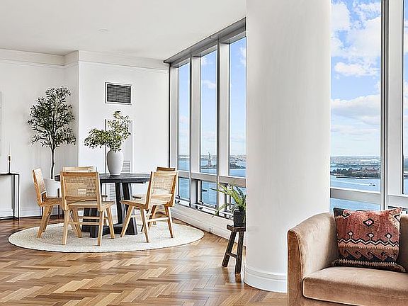 2nd image of 10 Little St W Unit 27A