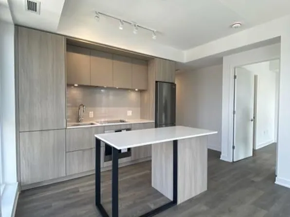 130 River St #1508, Toronto, ON M5A 0R8