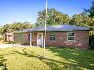 4702 Coronada Ave, Pascagoula, MS 39581