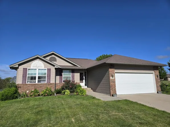 3309 S Jamie Ln, Iowa City, IA 52240