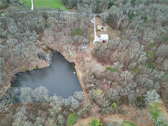 5th image of 508 Millertown Rd