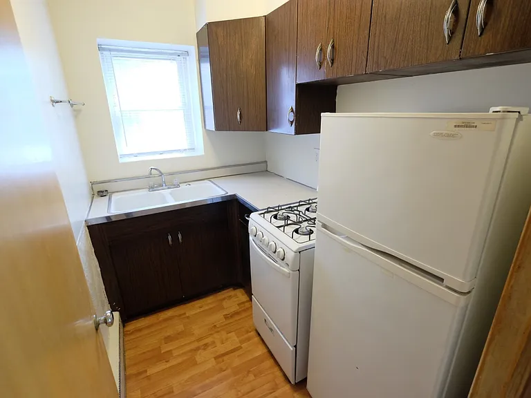 Elevate your lifestyle at Central Lakes of Uptown, where modern amenities meet comfort. Enjoy a beautifully designed kitchen equipped for all your culinary needs. Schedule your tour today and see what your new home has to offer!