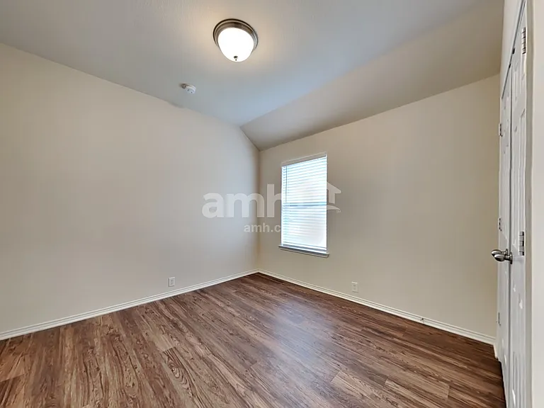 1356 Napa Dr — Photo 16