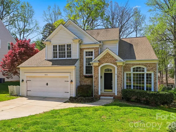 8806 Glenside St, Huntersville, NC 28078