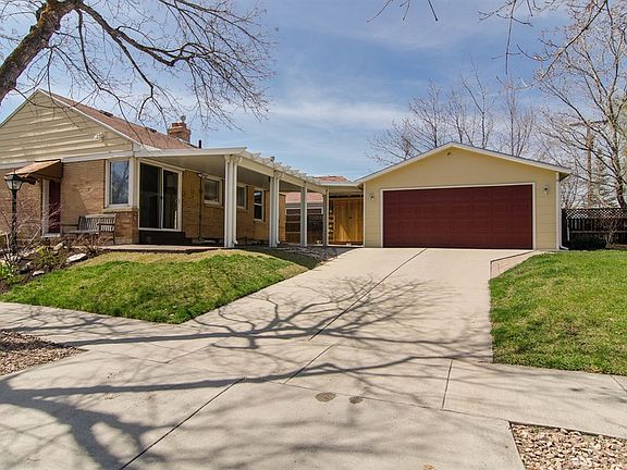 3rd image of 2067 E Crystal Ave