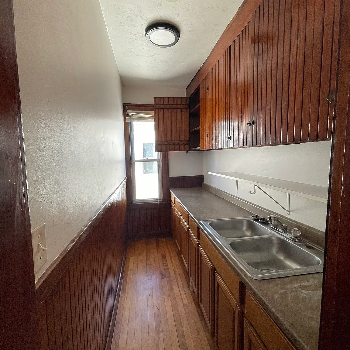 2 bed, 1.0 bath, 1128 sqft, $1,800 — Photo 4