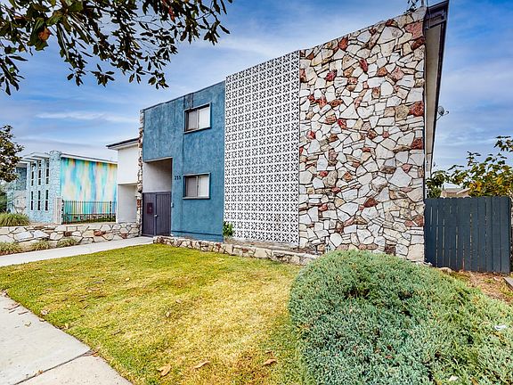 3rd image of 255 S Avenue 55 #2B-2Ba-650Sqft