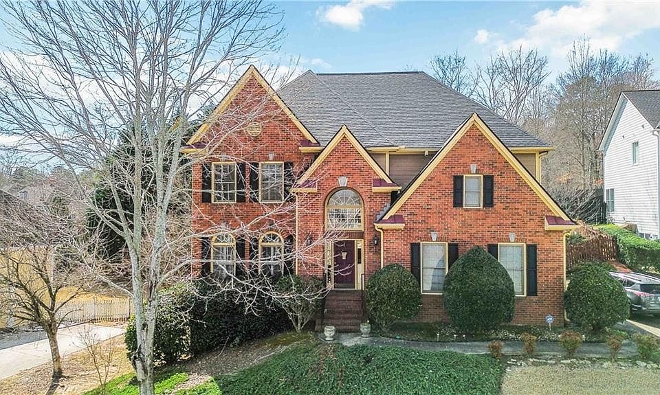 1st image of 3976 Woodruff Park Way