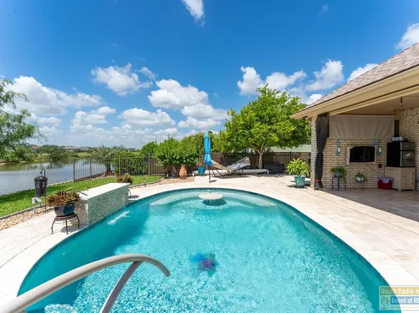 88 Golf House Rd, Laguna Vista, TX 78578