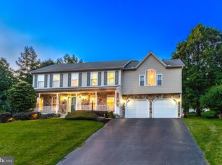 3333 Overview Dr, York, PA 17406