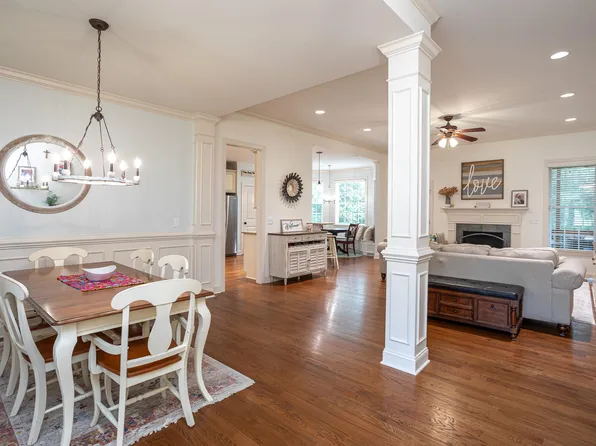 4017 Red Trillium Ct, Wake Forest, NC 27587