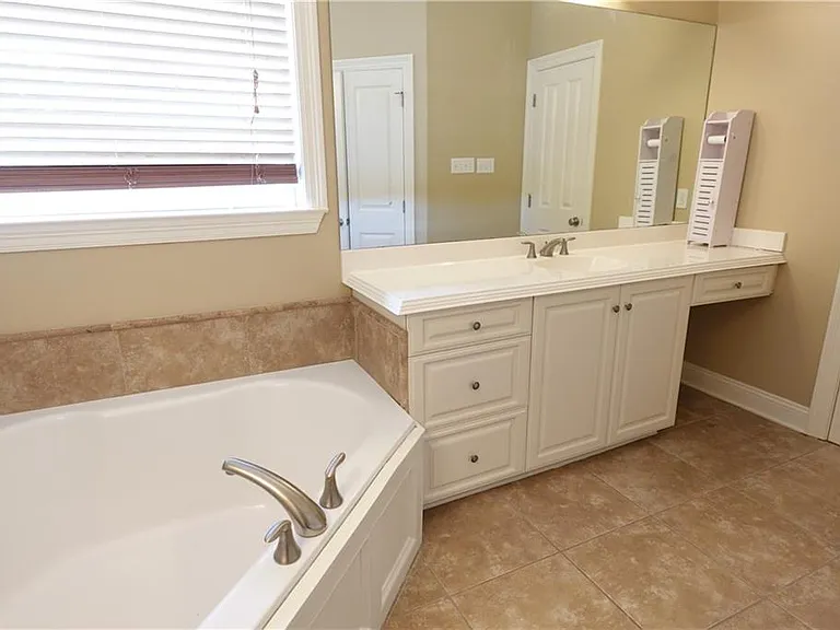 4527 Camel St — Photo 12