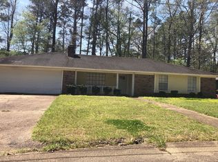 1003 N Valley Falls Rd, Jackson, MS 39212
