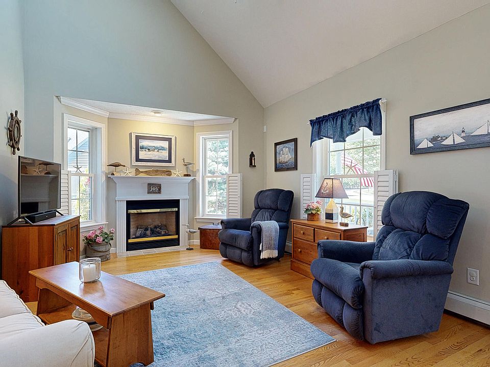 115 Hampton Glen Dr Kennebunk ME Zillow