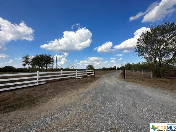 0 Kelly Rd, Luling, TX 78648