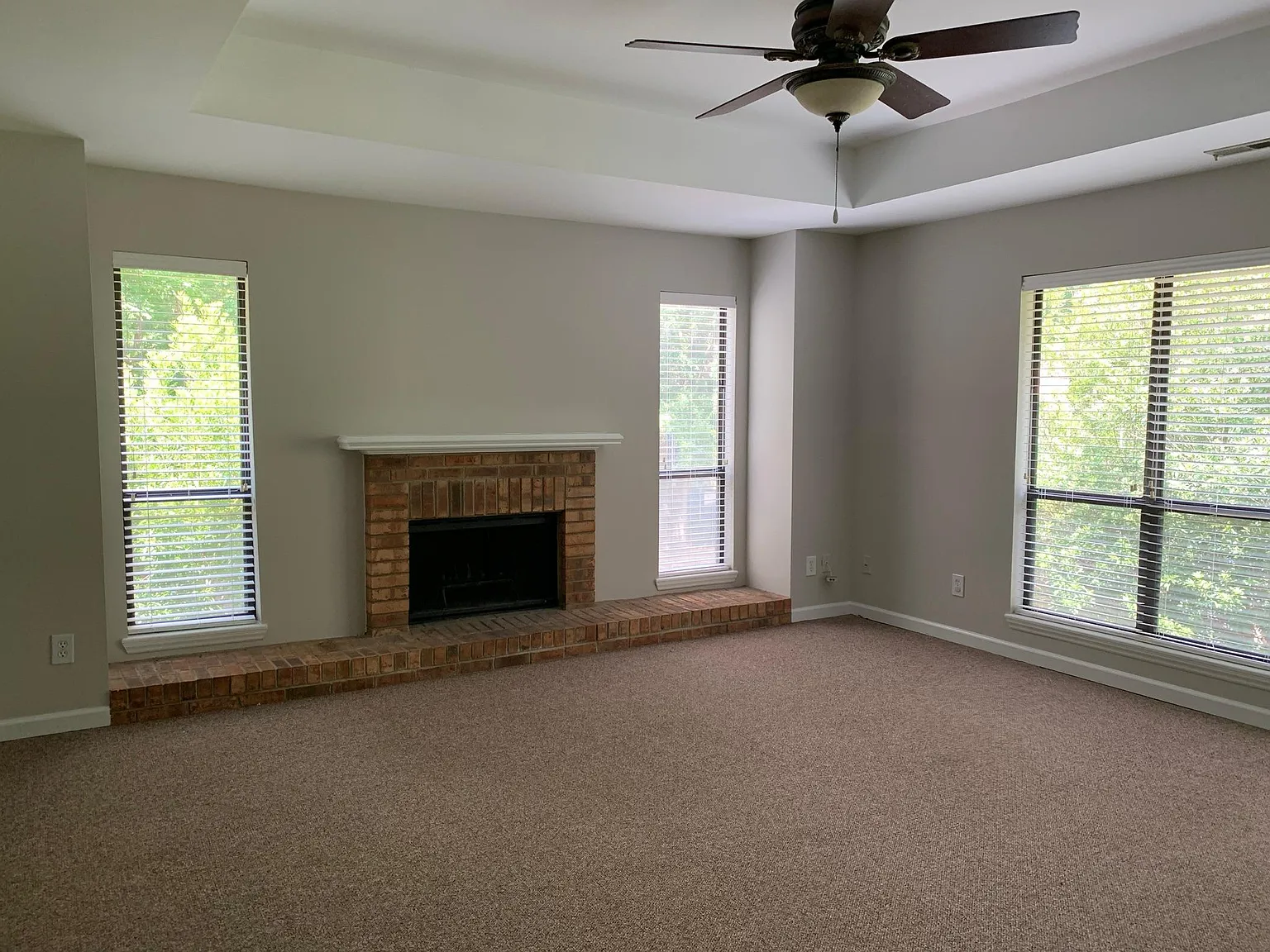 2 bed, 1126 sqft, $1,800 — Photo 4