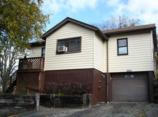 4413 Elizabeth St, West Mifflin, PA