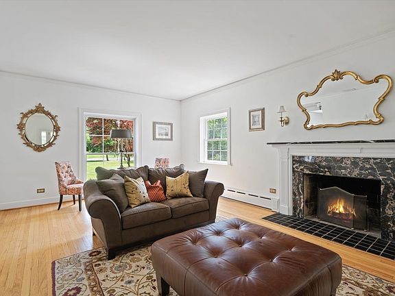 5th image of 294 N Deere Park Dr W