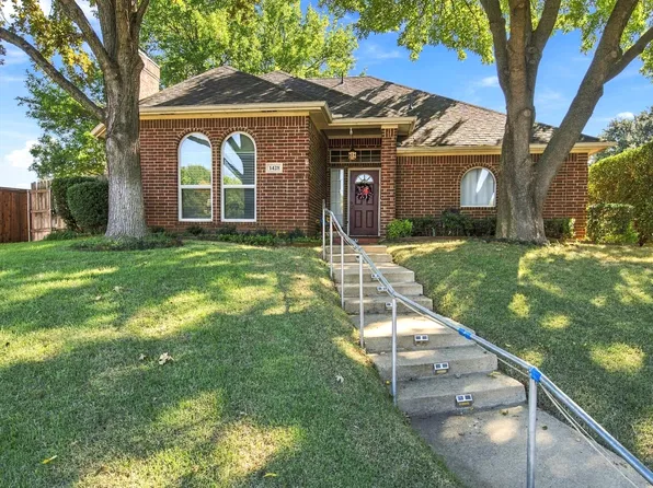 1428 Swan Ct, Lewisville, TX 75077