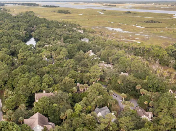 189 Marsh Island Dr, Johns Island, SC 29455