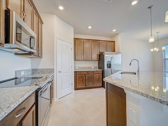 The Chatmire II - Kitchen