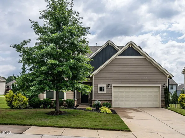 13 Needham Ln, Clayton, NC 27527