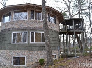 307 Eagle Ridge Rd, Sapphire, NC 28774