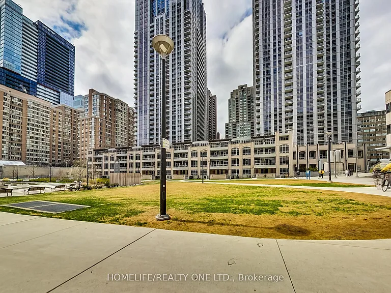 761 Bay St #2709 — Photo 35