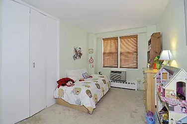 Sold by Robert E. Hill 