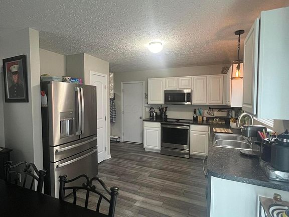 5th image of 2157 Derby Dr