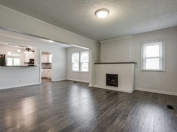5th image of 324 Emmitt Ave