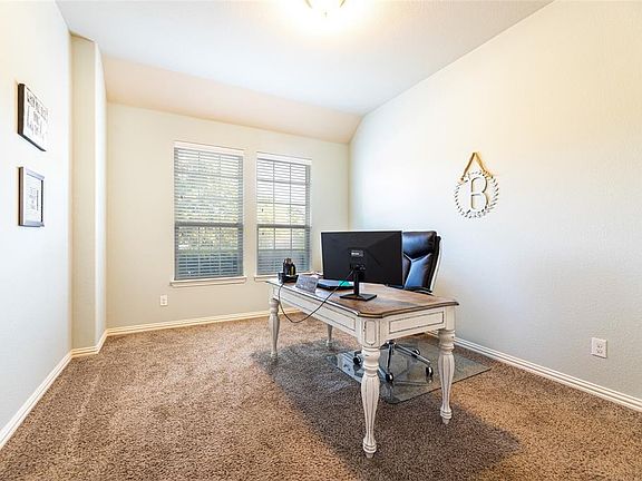 5th image of 5120 Datewood Ln