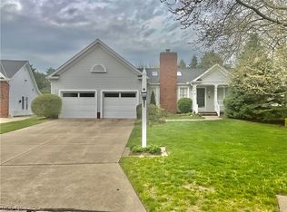 6804 Waterford Ln, Mentor, OH