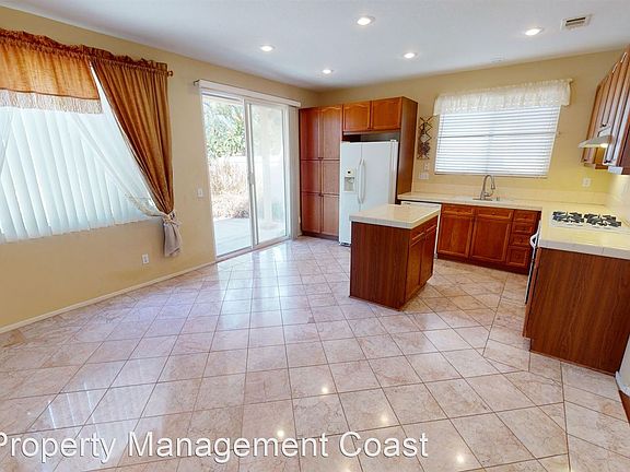 4th image of 39 Cottonwood Dr