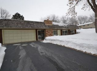 9200 41st Ave N, New Hope, MN 55427
