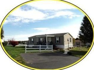 139 Greenbriar Cir, Lancaster, PA 17603