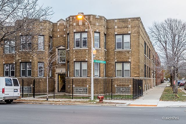 1st image of 6555 S California Ave