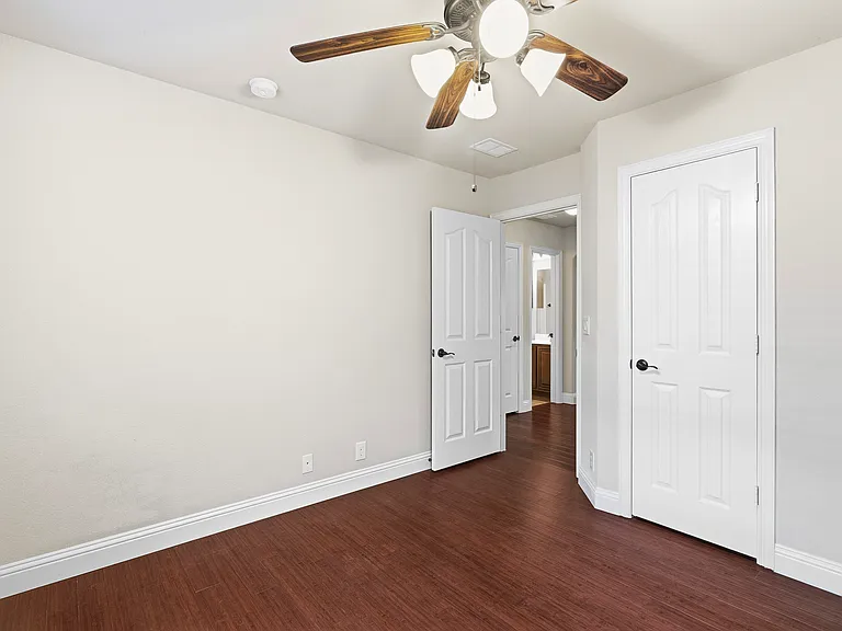5409 Sierra Ridge Dr — Photo 20